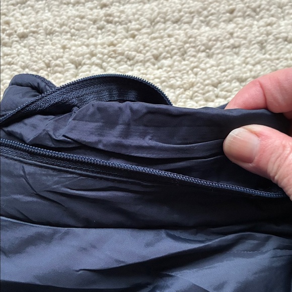 HBC Canadian Olympic Team Women’s Navy Blue Puffer Vest with Hood Size Medium - Picture 7 of 12